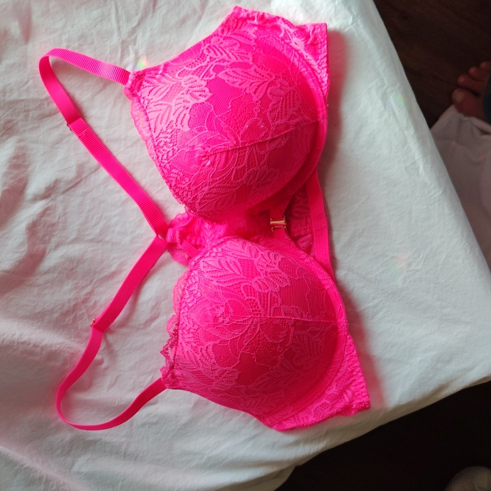 Auden Vibrant Lace Bra in Hot Pink Under Wire